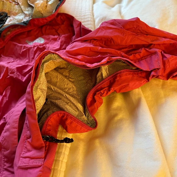 The North Face Venture Jacket, Medium, Pink - Picture 7 of 11